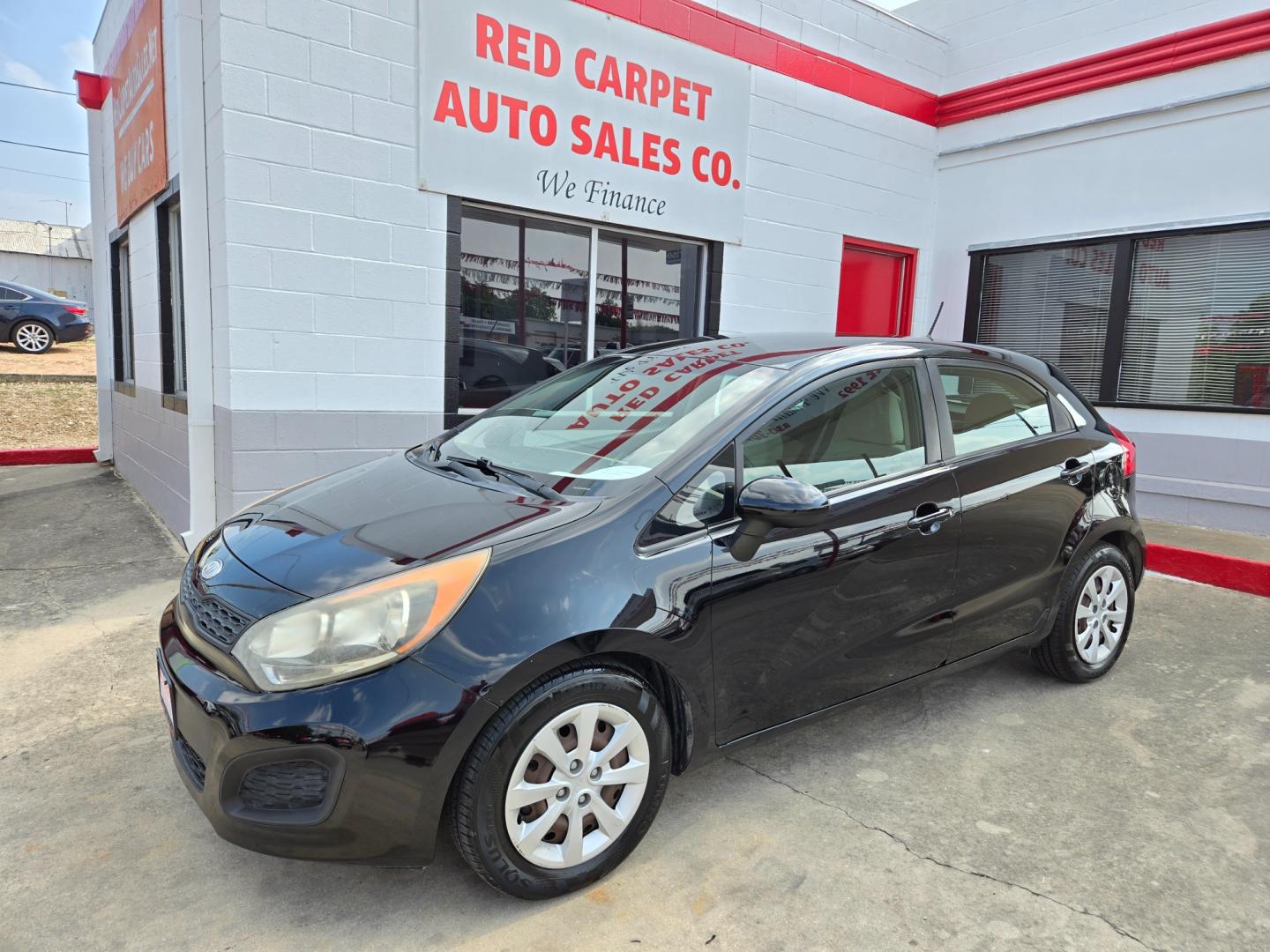 2012 Black Kia Rio (KNADM5A30C6) with an 1.6L I4 F DOHC 16V engine, Automatic transmission, located at 503 West Court, Seguin, TX, 78155, (830) 379-3373, 29.568621, -97.969803 - Photo#0